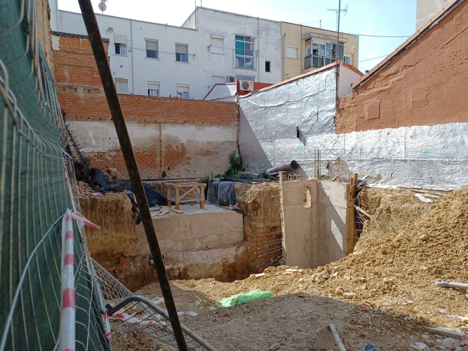 obras en Calle Juana Fuentes